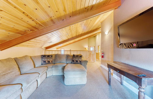 Luxe All-season Retreat by Avantstay Prime Location, Near Skiing - Foto 24