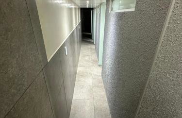 Quarto privativo com banheiro compartilhado,a 800mts do pátio do forró - Foto 9