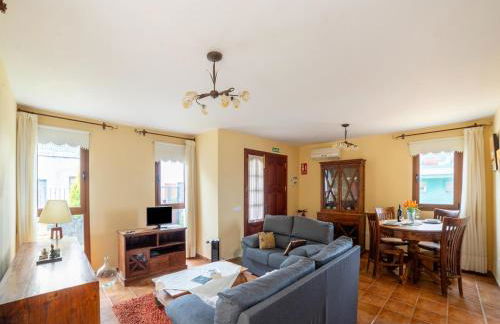 Villa in Tenerife with Pool and Sea Views - Foto 2