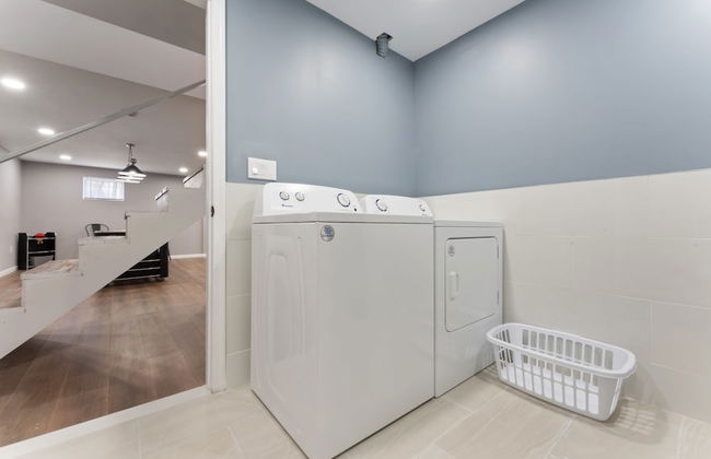 Amazing Vacation House In Poconos~hottub~game Room 6 Bedroom Home - Foto 47