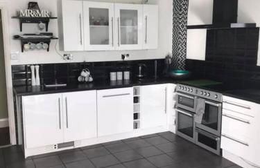 Sunnyside - Large Seaside Home with views and Hot Tub - Foto 9