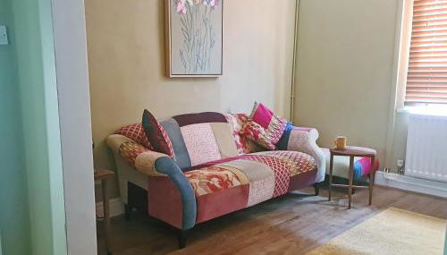 Hysryb Cottage - Photo 4