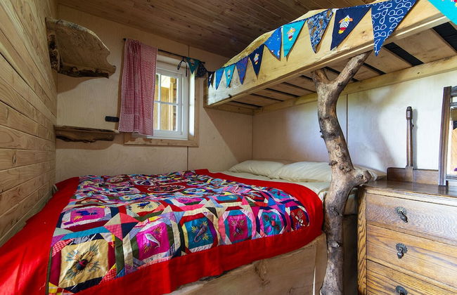 Shepherds Loch Glamping - Photo 13