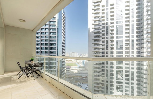 Vogue | Al Fahad Tower close to Mall of Emirates - Foto 31