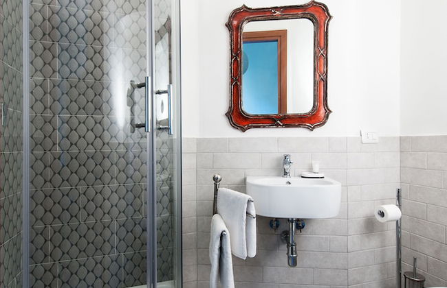 Rome Center Rooms - Photo 32