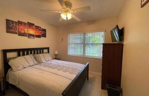 Centrally Located Pet-friendly peaceful home - Foto 16