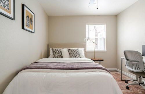 Mins to ATX most iconic eateries, bar and places - Foto 20