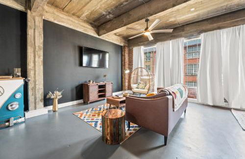 Charming Boho Loft on Historic Morris Ave - Foto 21