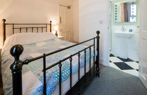 Glan y Mor, Sleeps 20, 8 Bedrooms, 8 Bathrooms, Seafront, Criccieth - Foto 54