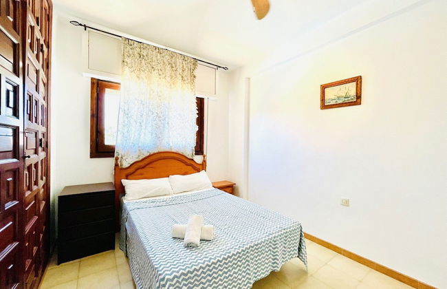 Mountain-view Apartment by Sea - Foto 7