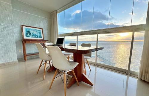 Excepcional Apartamento Vista Mar -Cloc Por do Sol na praia, frete Mar - Foto 3