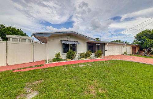 Canal-Front Gem with Pool 3 Mi to Hard Rock Stadium - Foto 26