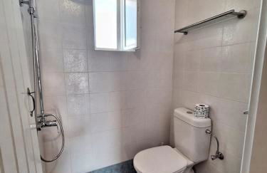 Karnagio - Traditional Seafront House - Foto 13