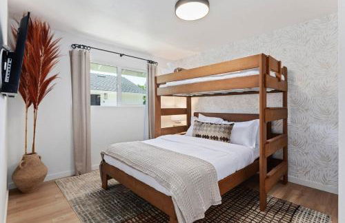 Coastal Living and Family Friendly - Photo 3