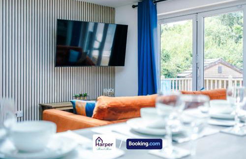 Lux Stay at Buckley 4BR Sleeps-10 7 Beds - Foto 35