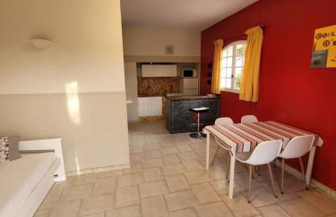 APPARTEMENTS DANS VILLA EN REZ DE JARDIN - Foto 31