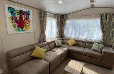 Tigers Wood - 2 bed hot tub lodge with free golf, NO BUGGY - Foto 19