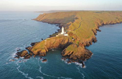 Spacious Coastal Retreat with Sea Views - Foto 76