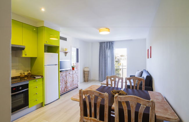 Apartamentos Priorat - Foto 13