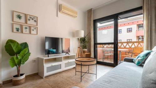 Apartamento 303 junto a la playa piscina y parking - Foto 4