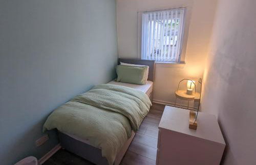 4 bedroom Townhouse Greenock - Photo 2