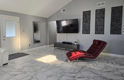 HoustonGem Private Pool & Hot Tub 20 Min to DT - Foto 29