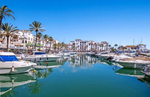 Driftwood Escape - Puerto de la Duquesa - Photo 29