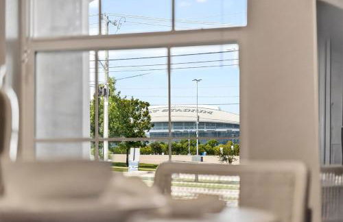 Walk to AT&T Stadium - Modern 2BR With Backyard - Foto 5