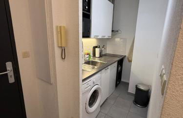 Charmant appartement moderne avec place de parking privative - Foto 4