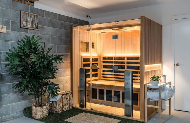 Hamptons Inspired Luxury - Photo 4