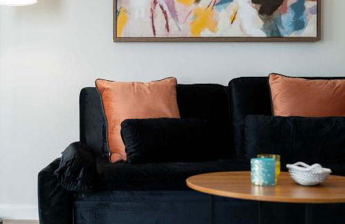 Riviere 2BR Apartment Pet Friendly Oasis Sleeps 6 Close to Epic Universe Pool & Gym - Foto 17