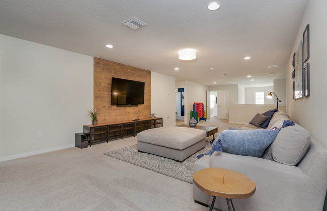 8 Bed 6 Ba Villa with Games, Pool & Spa - Foto 34