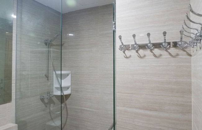 Vibrant Luxurious 1Br Apartment At La Riz Supermall Mansion - Photo 13