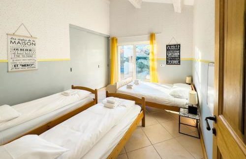 Exclusive Authentic Riviera Villa - Private Pool, Pétanque Court, Panoramic Mediterranean Sea & Estérel Mountain Views - Foto 46