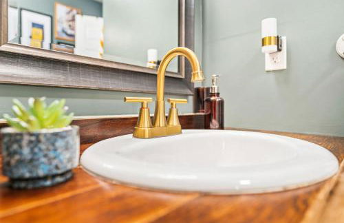 Spacious Northfield 4BR Escape near Cuyahoga Valley - Foto 23