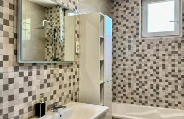 Natura Lux Holiday House with Pool and Jacuzzi - Foto 14