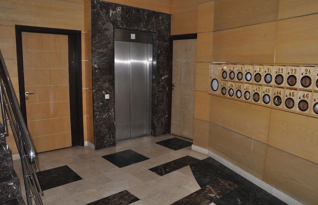 Val Fleuri Apartment With Balcony, Casablanca - Photo 21