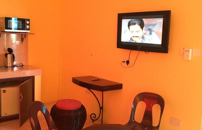 Bob Apartments - Photo 21