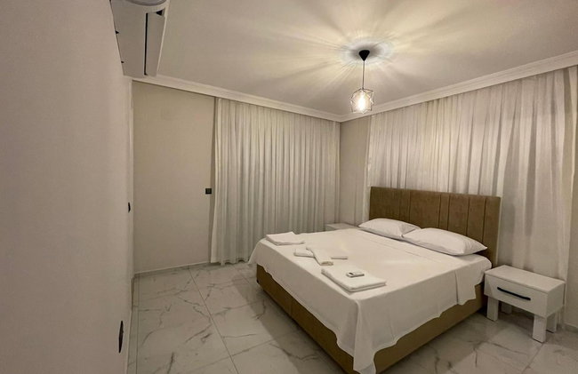 Inviting 4-bed Villa Lina With lux Pool - Photo 3