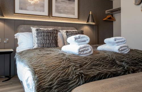 Arran Shores Luxury Shorefront Apartment 9 - Photo 8