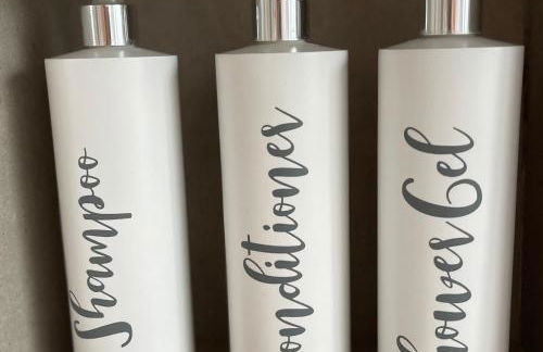 Peaceful Garden Retreat in Tunbridge Wells - Photo 13