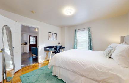 Sunny Riverside Apt Near MIT, Harvard & Red Line - Foto 9