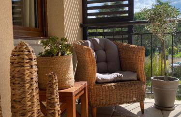 Escapade Uzétienne Cœur de ville et Parking - Foto 2