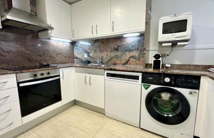 Calafell en primera linea de mar con piscina - Foto 22