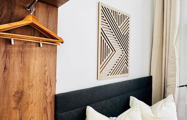 Comfy 4BR 10 Min Transport to Stadthalle - Photo 12