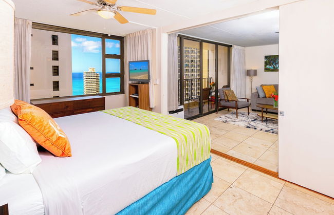 High Floor Ocean View Condo (King Bed and Parking) - Foto 24