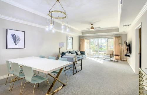 MINUTES FROM DISNEY 3bed 3bath Poolside at LUXURIOUS RESORT - Foto 2