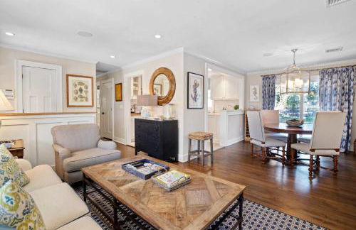 Steve's Place: Heated Pool, 3BR Southold Home, Beach - Foto 10