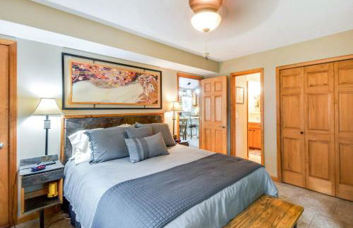 Waterfront Johnson Lake Getaway with Fire Pit! - Foto 10