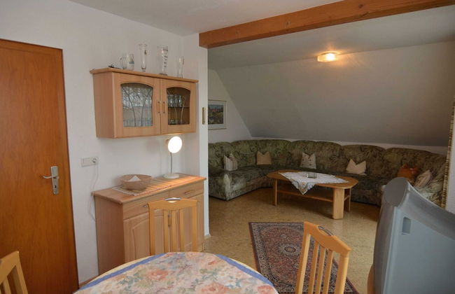 Cozy Holiday Home in Düdinghausen Sauerland near Ski Area - Photo 4